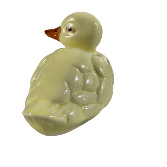 Vintage Ceramic Duck Figurine Pale Yellow with Orange Beak and Feet 4” x 2” x 3 - Picture 6 of 12